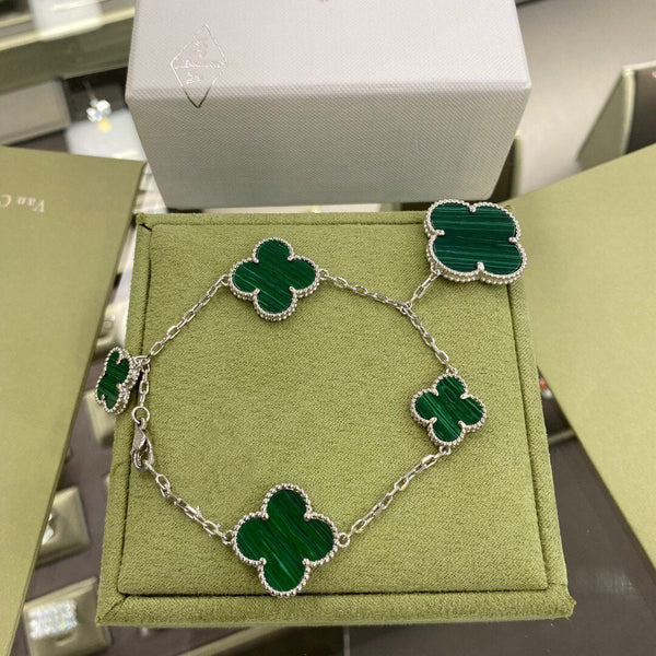 ˇMagic JewelryˇCLOVER 5 MOTIFS MALACHITE BRACELET