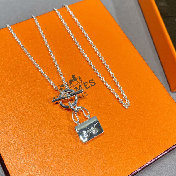 ˇMagic JewelryˇCONSTANCE PEDANT SILVER NECKLACE