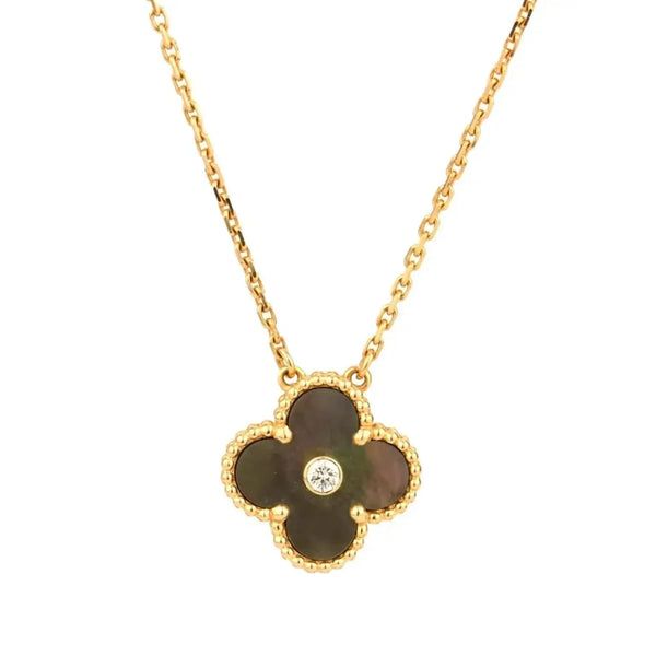 ˇMagic JewelryˇCLOVER 15MM DIAMOND AND MOTHER-OF-GREY NECKLACE