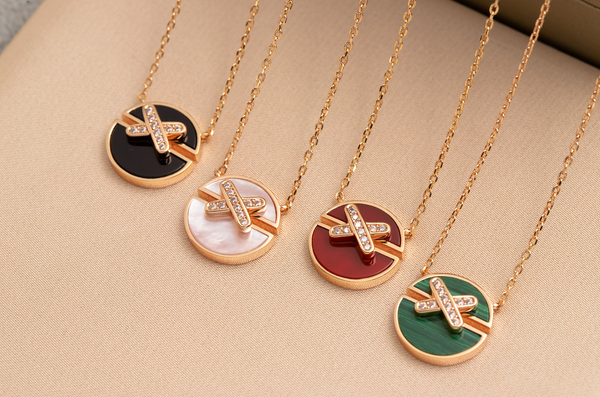 ˇMagic JewelryˇJEUX DE PINK GOLD DIAMOND NECKLACE